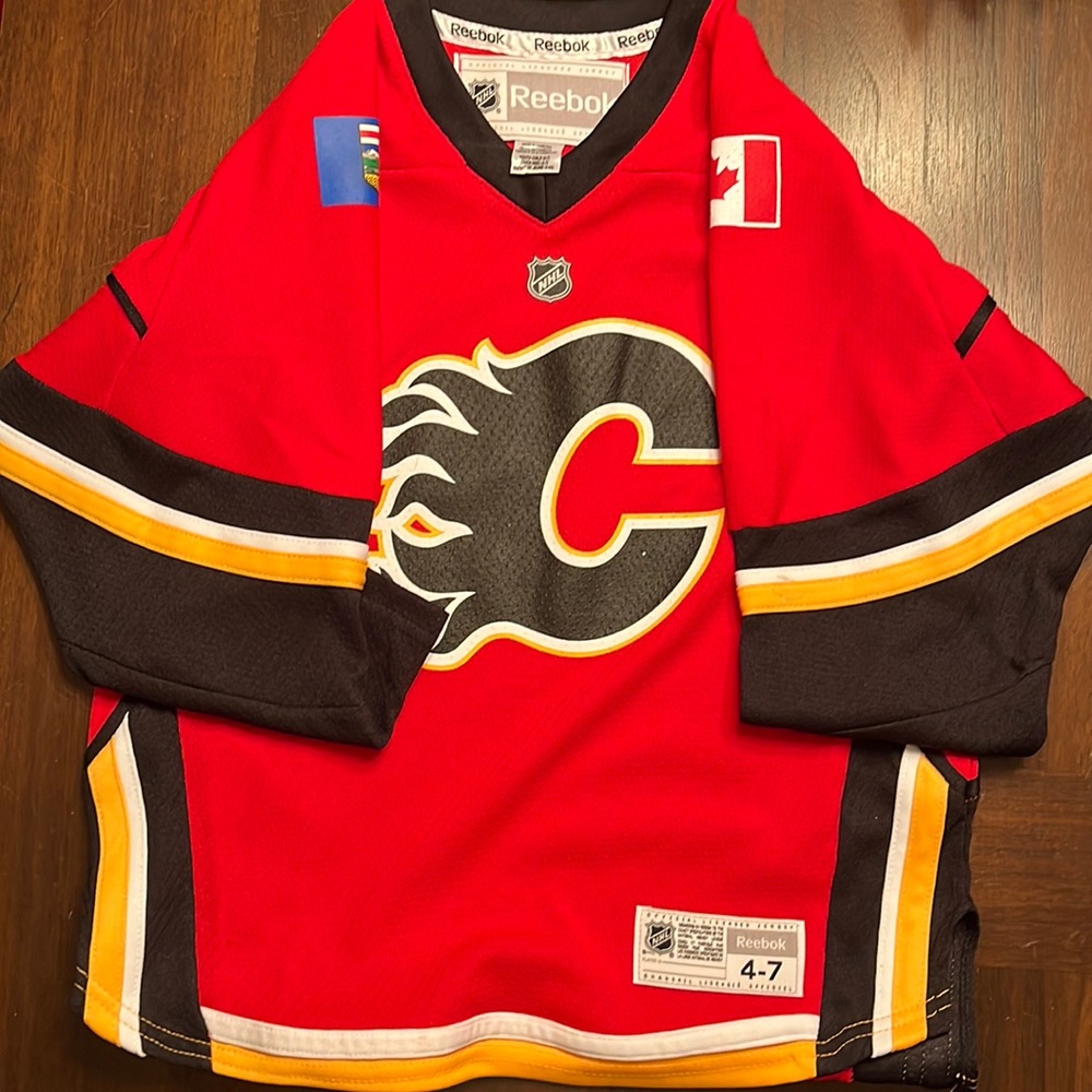 Youth Calgary Flames jersey